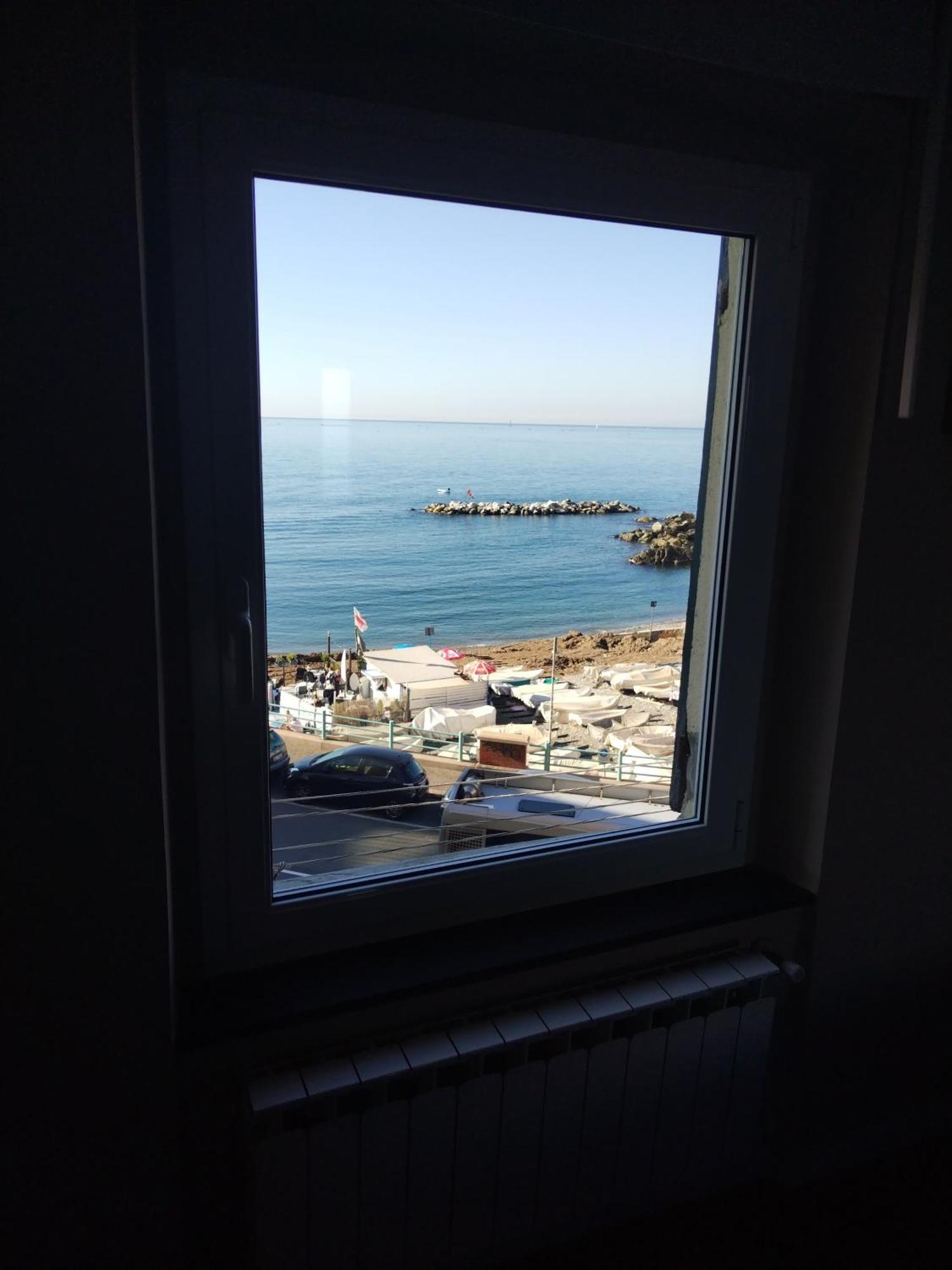 Casa Tabata Fronte Mare Apartment Genova Exterior foto
